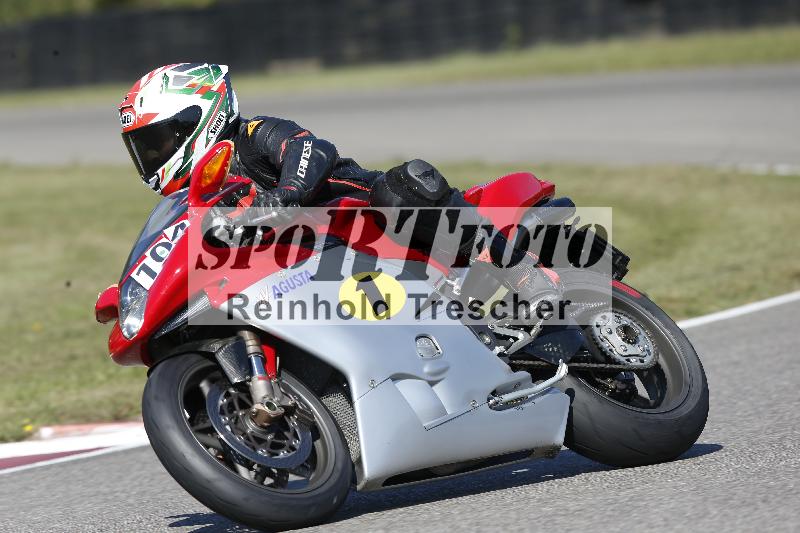 Archiv-2025/49 26.08.2025 Cornu Master School ADR/gruen-vert/104